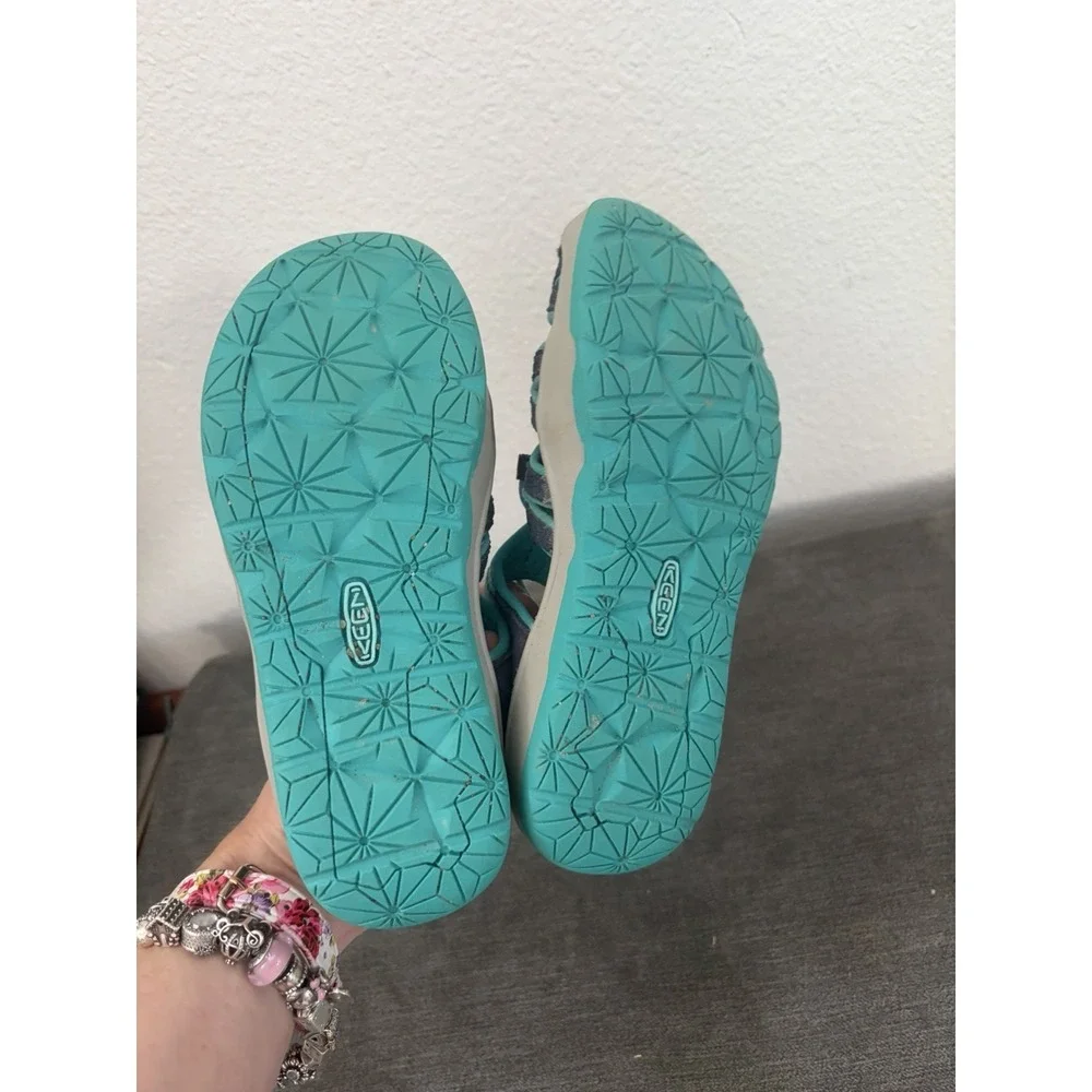 Keen Moxie H2 Sandals Big Kid Sz 1 Teal Blue Green Closed Toe Shoe Water Hiking